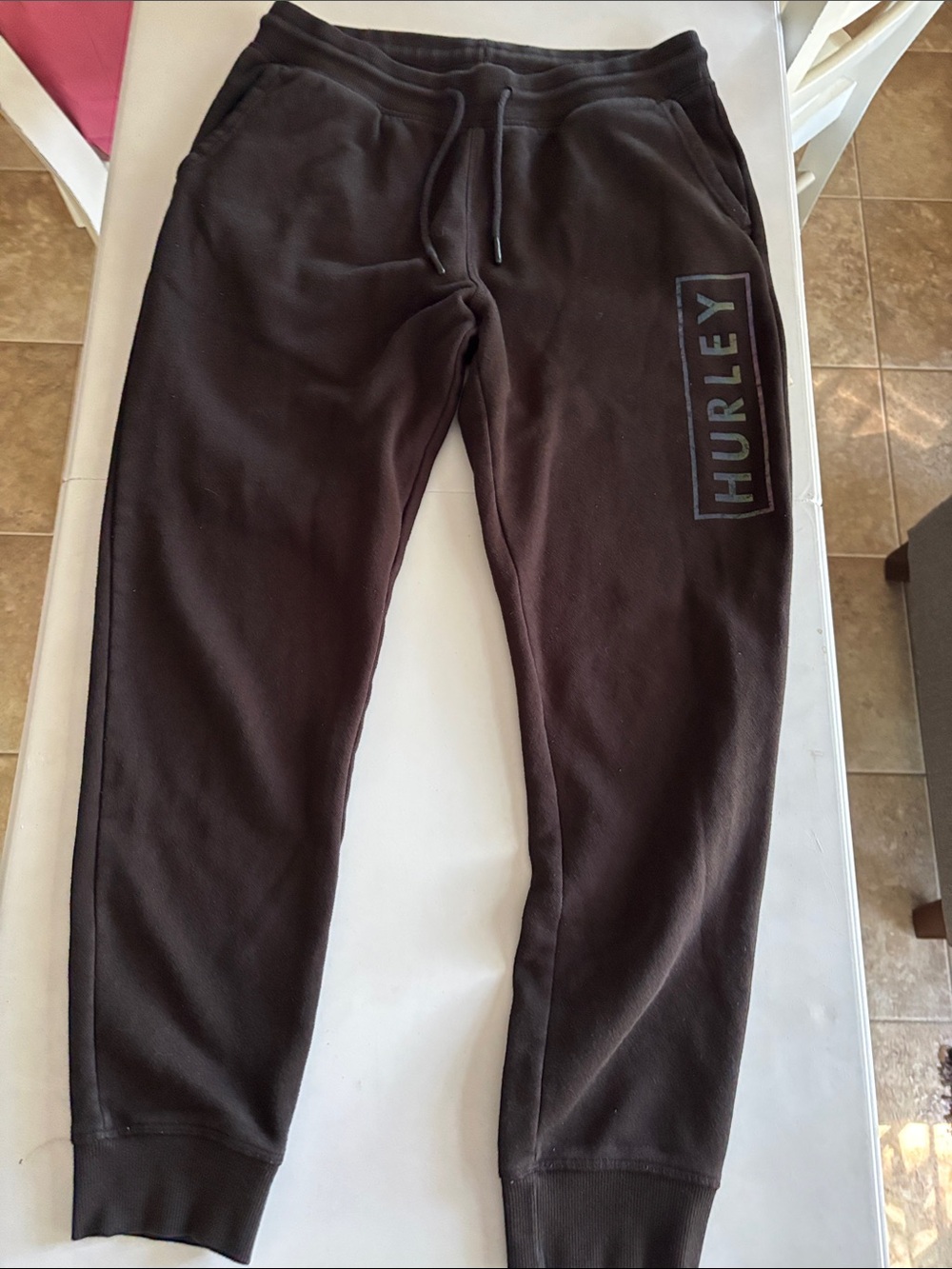 Hurley Black Men's Fleece Joggers with Side Logo Size Medium back pocket